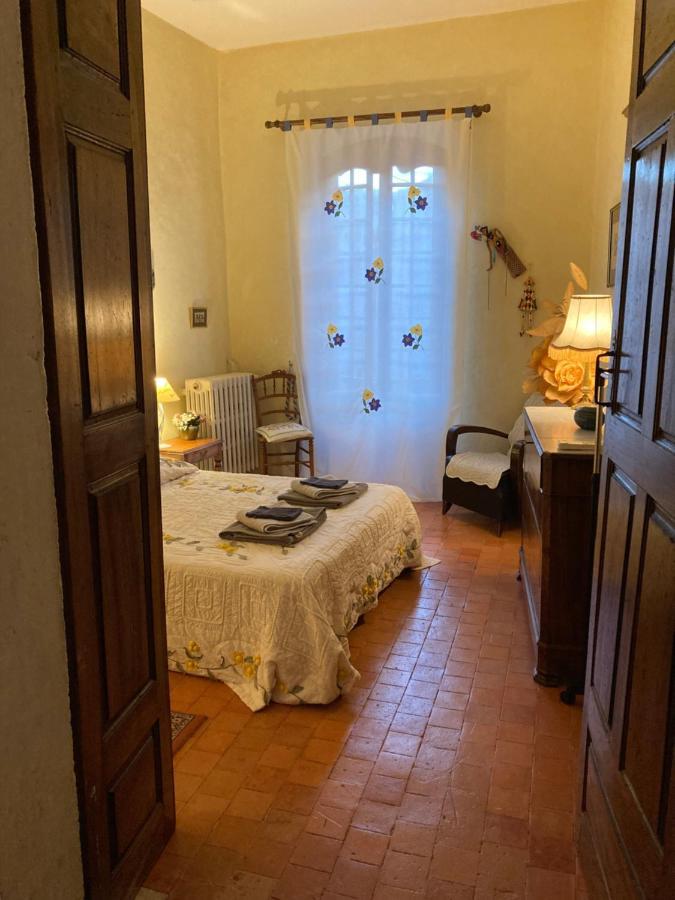 Gite Belle Vue Bed & Breakfast Visan Eksteriør bilde
